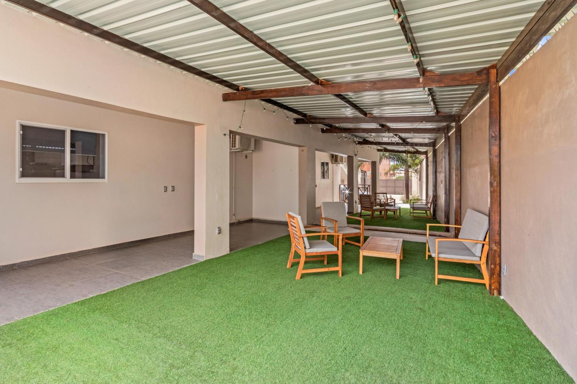 คูราไดซ์ ลีฟวิ่ง Apartment วิลเลมสตัด ภายนอก รูปภาพ
