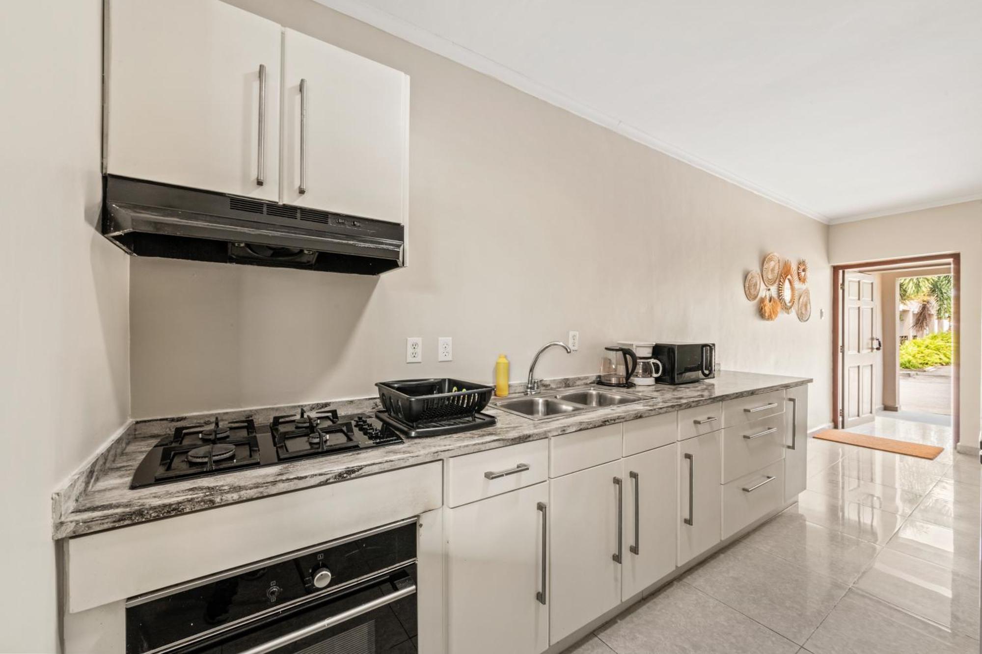 คูราไดซ์ ลีฟวิ่ง Apartment วิลเลมสตัด ภายนอก รูปภาพ